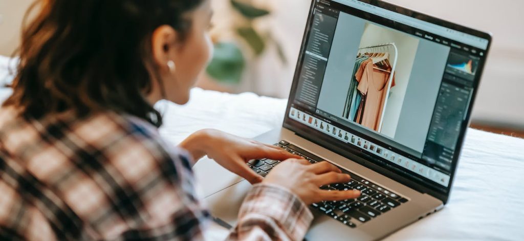 How to use user generated content on Shopify 